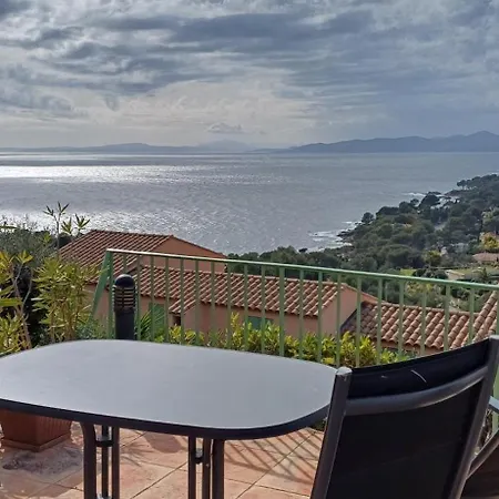 Le Belvedere Superbe Vue * Saint-Raphael (Var)