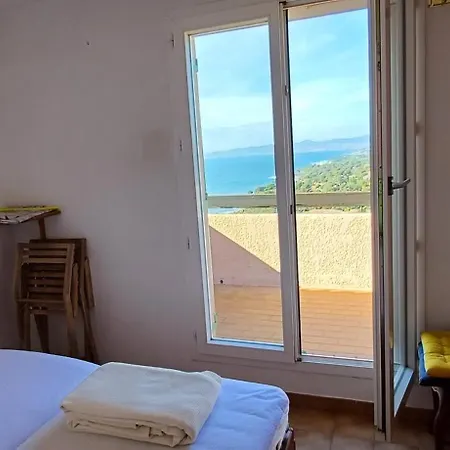 Tous A La Piscine Au Belvedere Vue Villa *