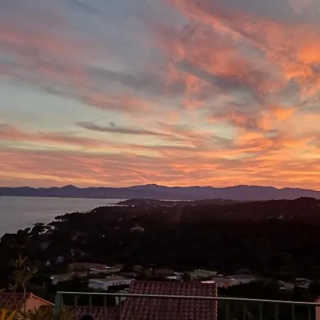 Villa Tous A La Piscine Au Belvedere Vue Saint-Raphael (Var)