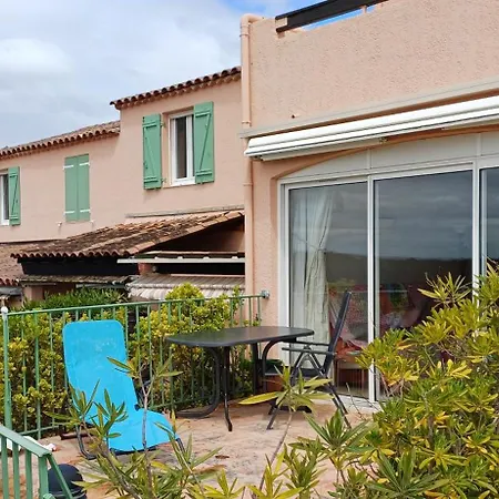 Tous A La Piscine Au Belvedere Vue * Saint-Raphael (Var)