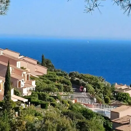 Villa Tous A La Piscine Au Belvedere Vue Saint-Raphaël