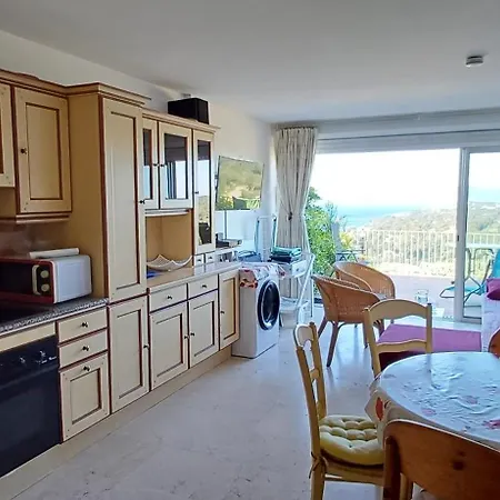 Villa Tous A La Piscine Au Belvedere Vue Saint-Raphael (Var)